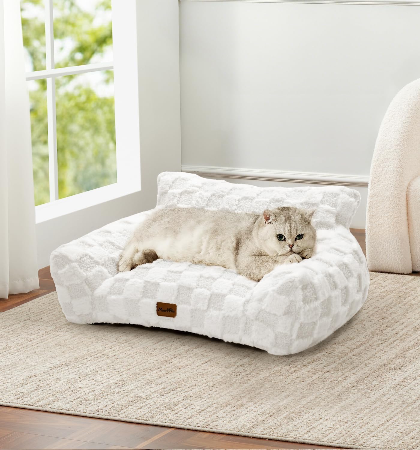Made4Pets Cat and Dog Couch Bed, Soft Faux Fur Checkered Pet Sofa, Cozy Fluffy Pet Sofa with Supportive Foam, Removable Washable Cover with Non-Slip Base, White, Medium